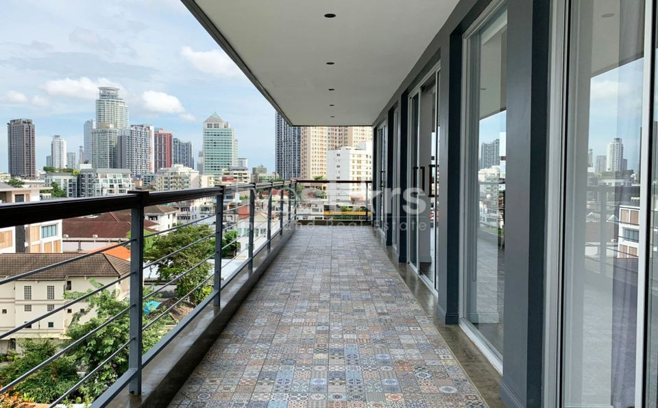 Penthouse 3 bedrooms condo for rent near BTS Ekkamai, photo 17