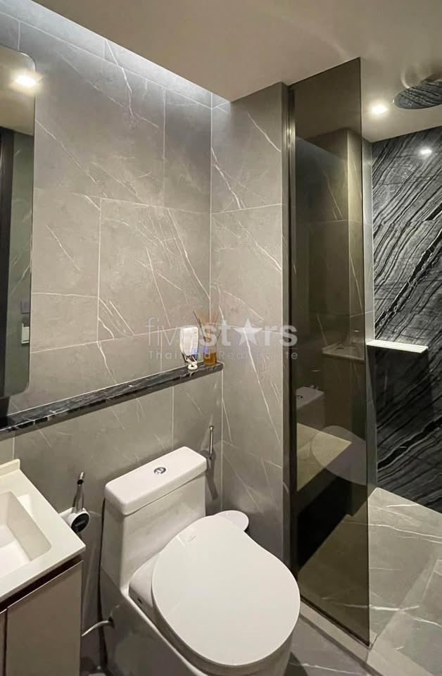 Appartement de 1 chambre à louer dans une rue calme à Ekkamai, photo 6