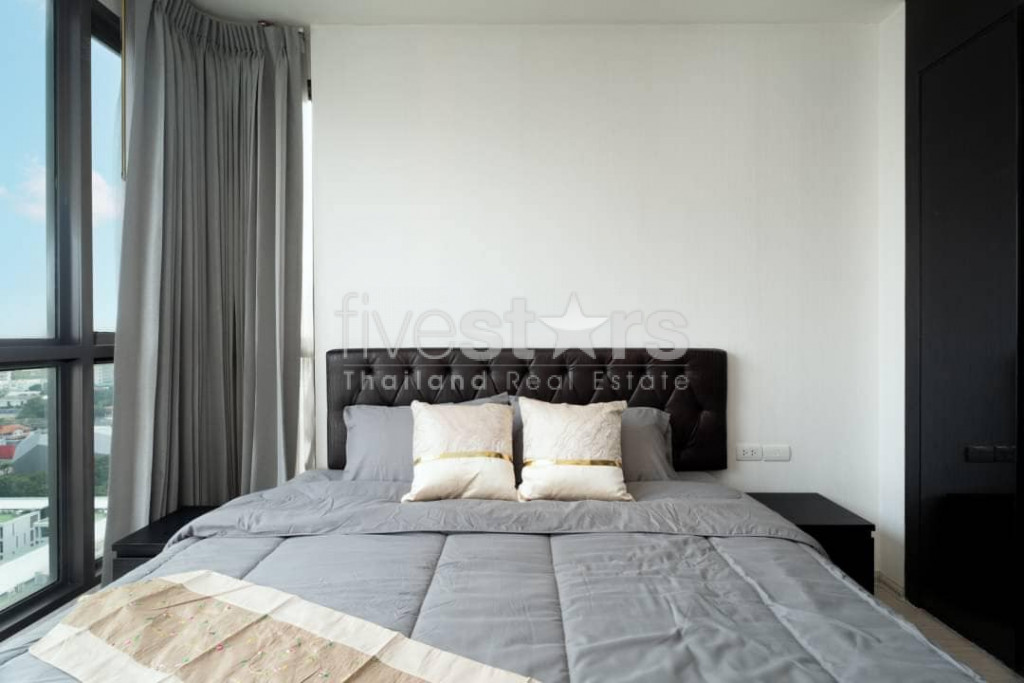 Appartement de 2 chambres avec vue dégagée près du BTS Phra Khanong, photo 11