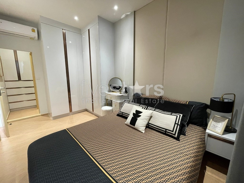 Appartement de 2 chambres moderne à vendre proche BTS Ekamai, photo 8