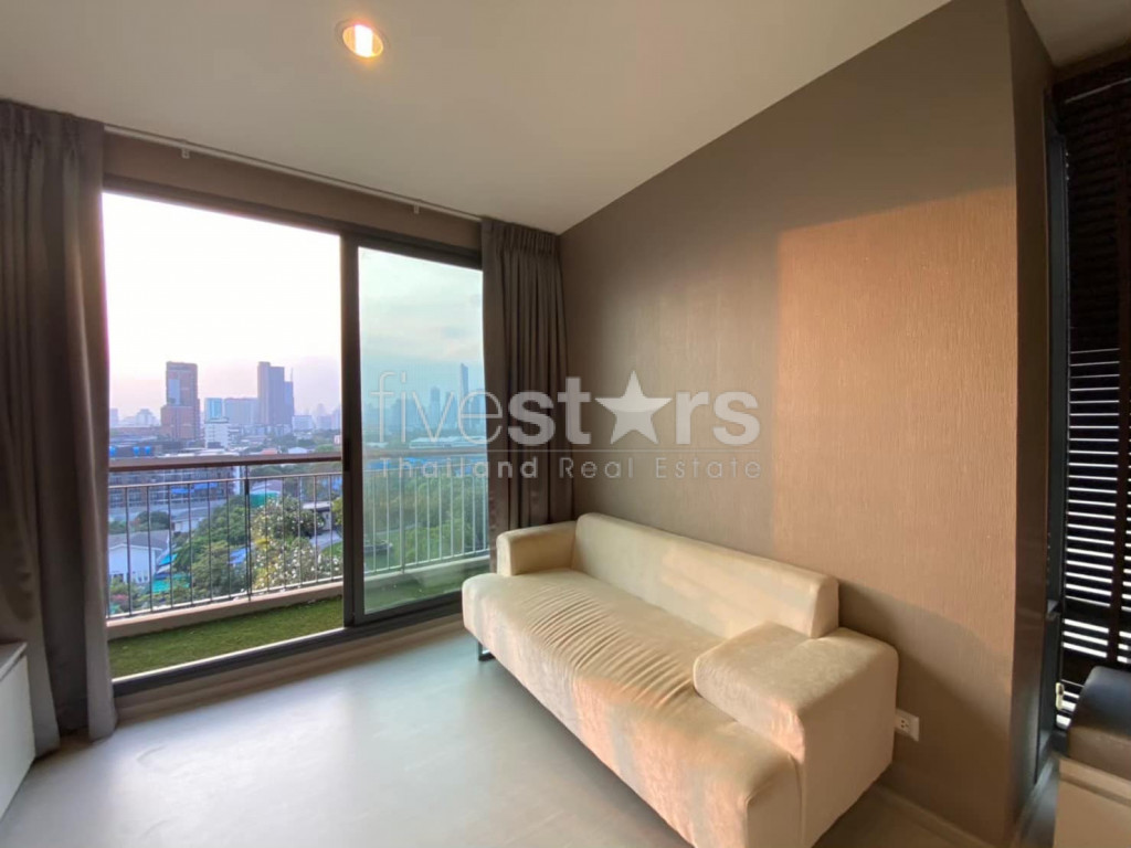 Appartement de 1 chambre à vendre à 200m du BTS Ekkamai, photo 3