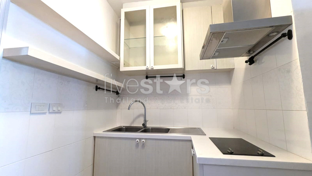Appartement de 2 chambres Pet friendly à louer à Ekkamai, proche du Big C, photo 8