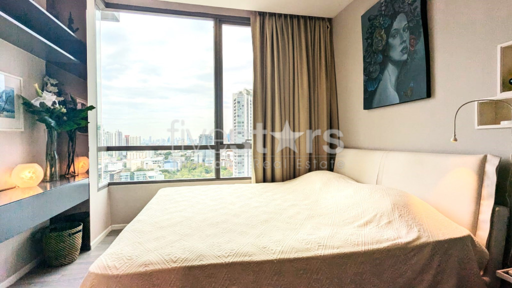 Magnifique appartement de 1 chambre près du BTS Phra Khanong, photo 7