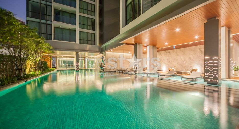 Magnifique appartement de 1 chambre près du BTS Phra Khanong, photo 12