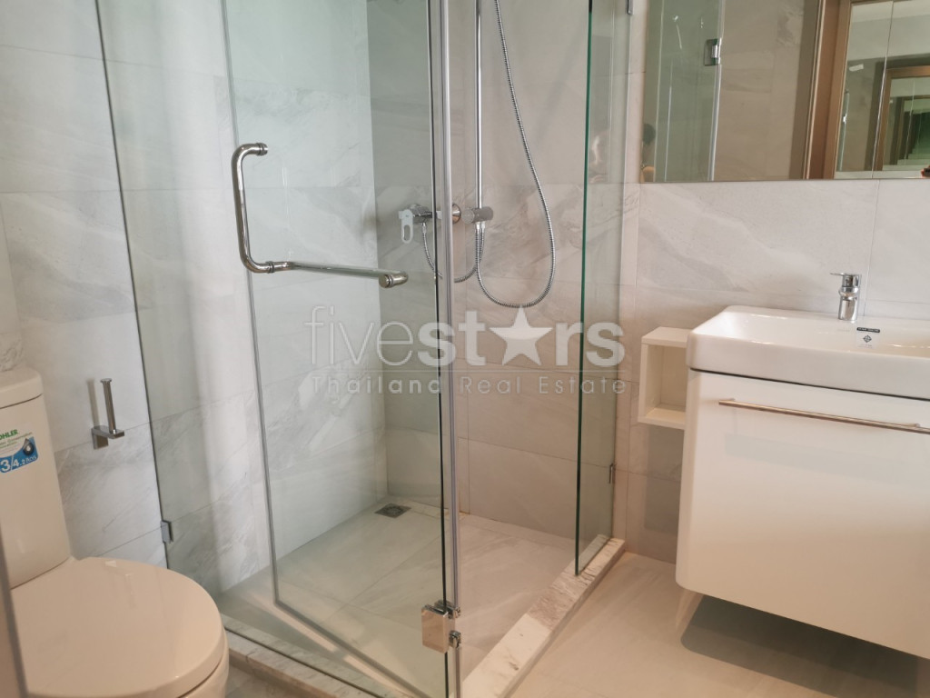 Appartement de 2 chambres à louer proche du BTS Ekamai, photo 12