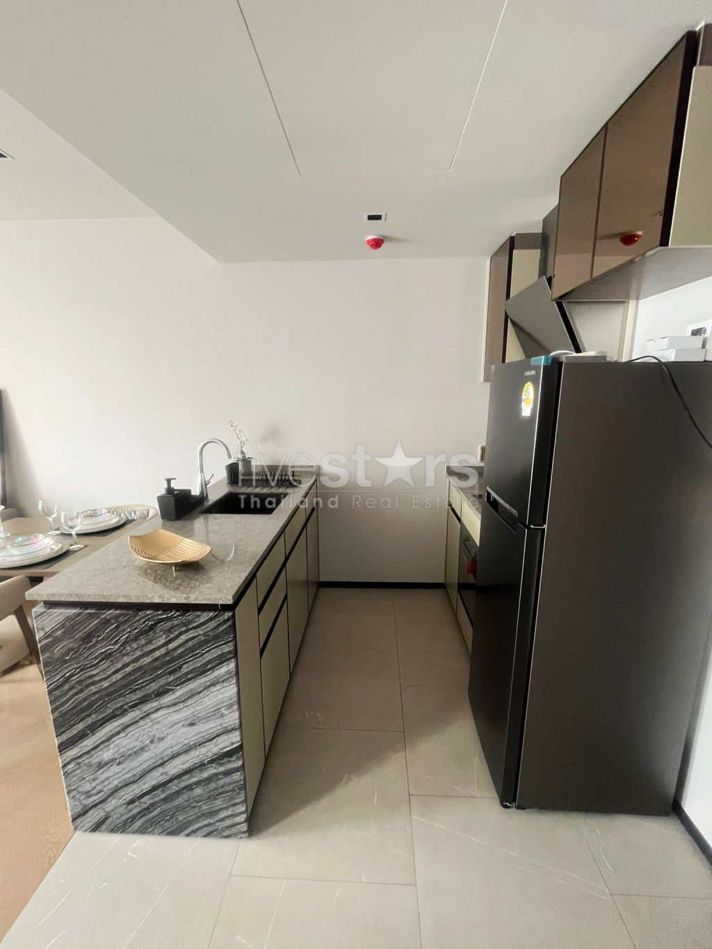 Appartement neuf et meublé de 1 chambre à louer à Ekkamai, photo 7
