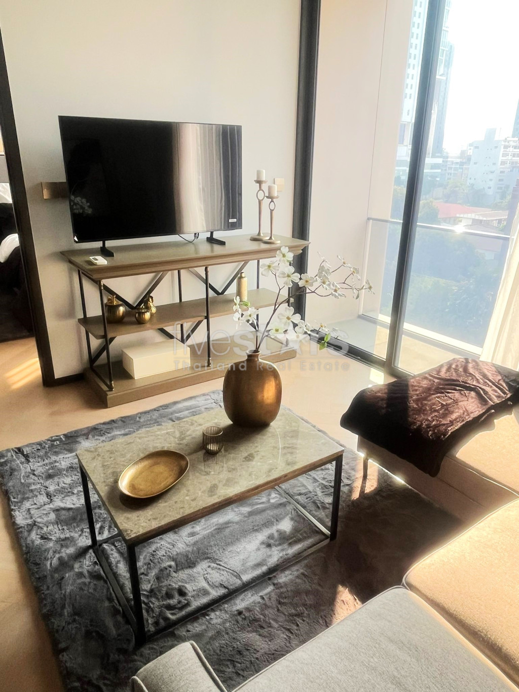 Appartement neuf et meublé de 1 chambre à louer à Ekkamai, photo 4