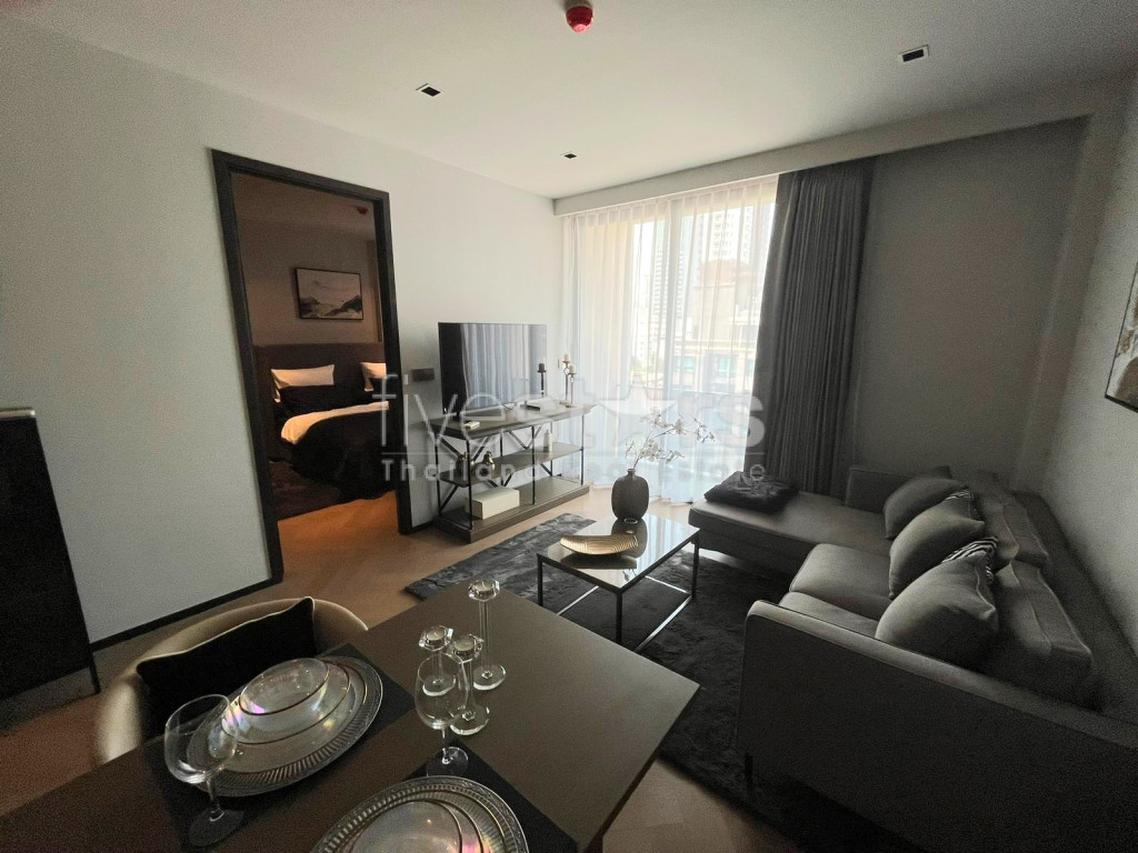 Appartement neuf et meublé de 1 chambre à louer à Ekkamai, photo 2