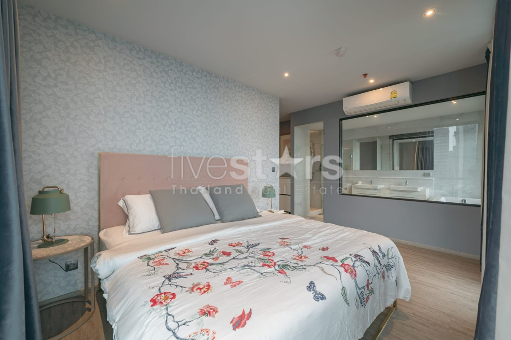 Condo de 3 chambres à vendre près de la station BTS Ekkamai, photo 9