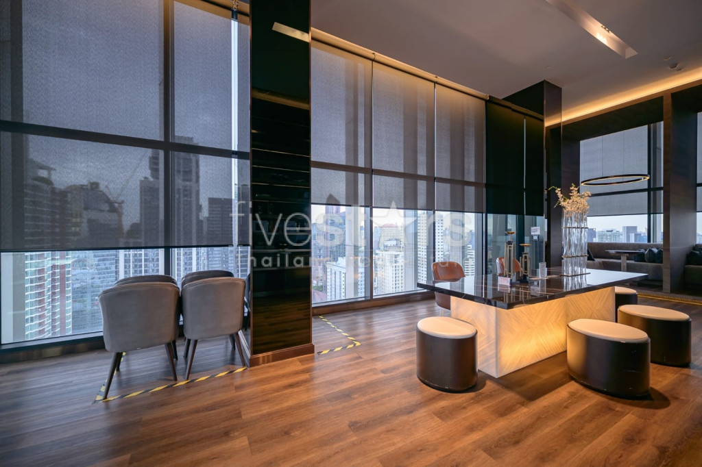 Condo de 3 chambres à vendre près de la station BTS Ekkamai, photo 19