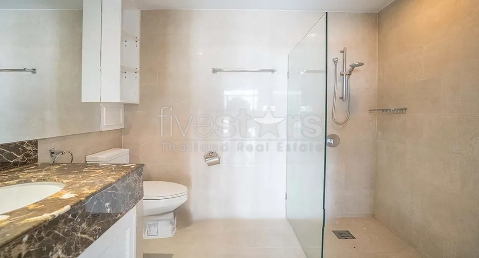 Appartement de 3 chambres à louer à Ekkamai, photo 11