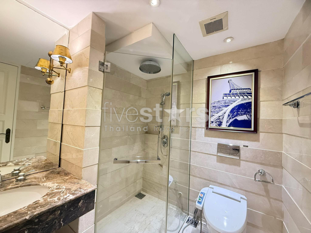 Appartement moderne de 2 chambres à louer proche du BTS Ekkamai, photo 8