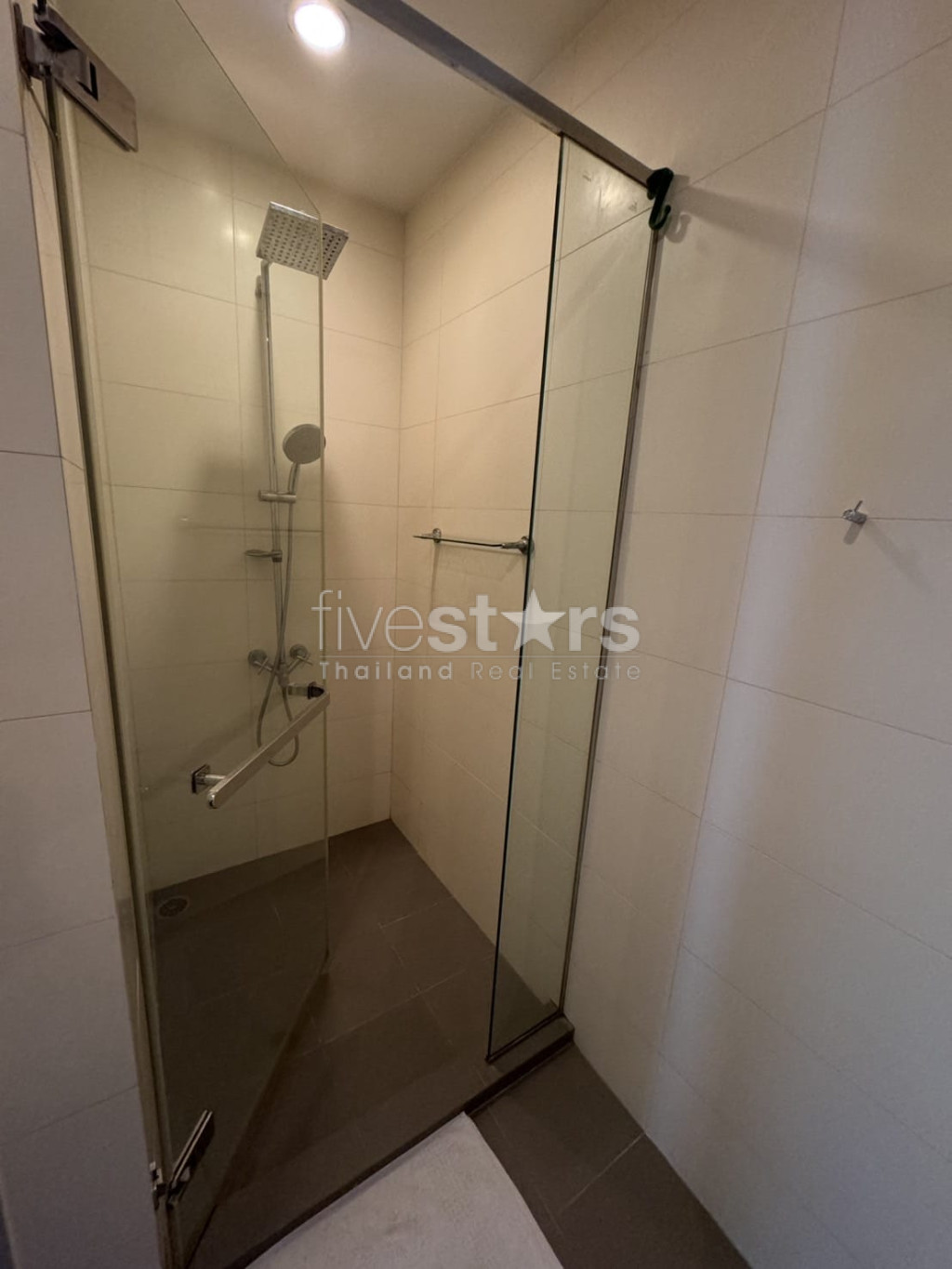 Appartement de 2 chambres à louer près du BTS Phra Khanong, photo 15