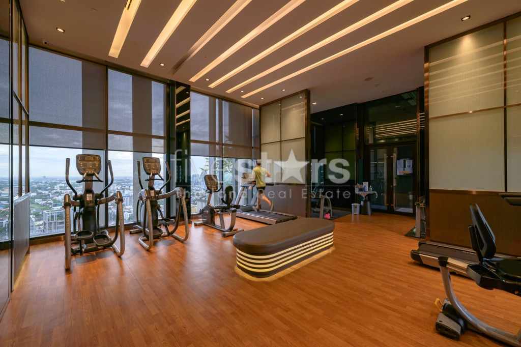 Appartement de 2 chambres à vendre à 300m du BTS Ekkamai, corner unit, photo 17