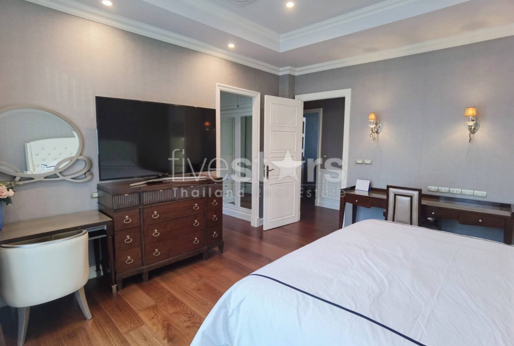 Appartement à louer dans une maison de ville luxueuse à Ekkamai, photo 8
