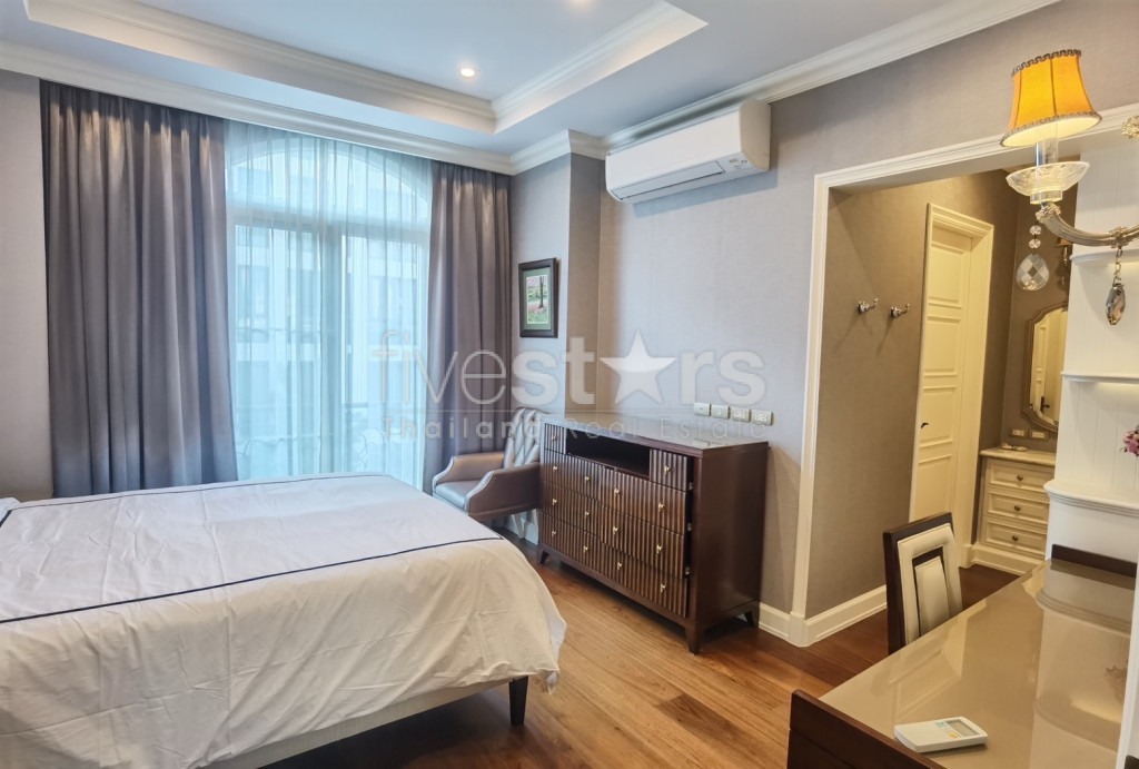 Appartement à louer dans une maison de ville luxueuse à Ekkamai, photo 10