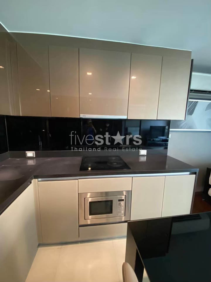 Appartement de 2 chambres à louer à Ekkamai, petite résidence de standing, photo 5