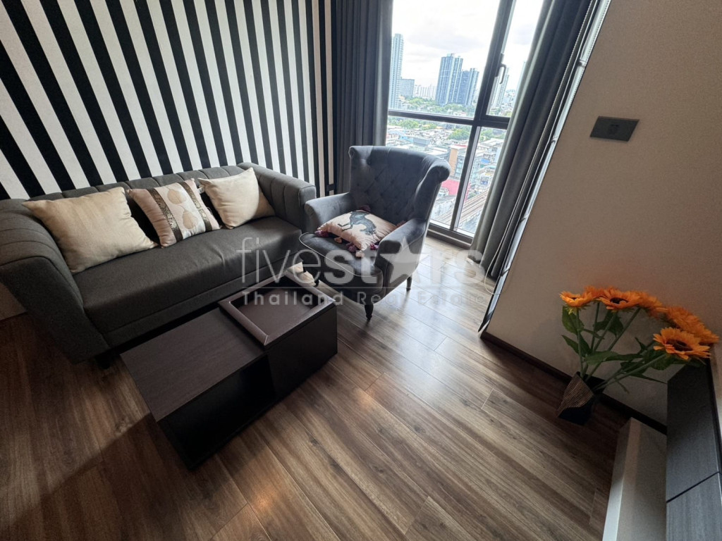 Appartement de 2 chambres à vendre près du BTS Phra Khanong, photo 6