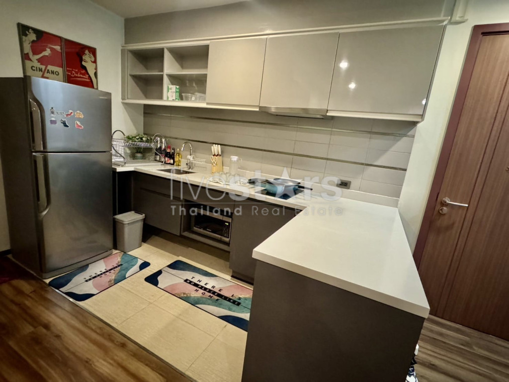 Appartement de 2 chambres à vendre près du BTS Phra Khanong, photo 15