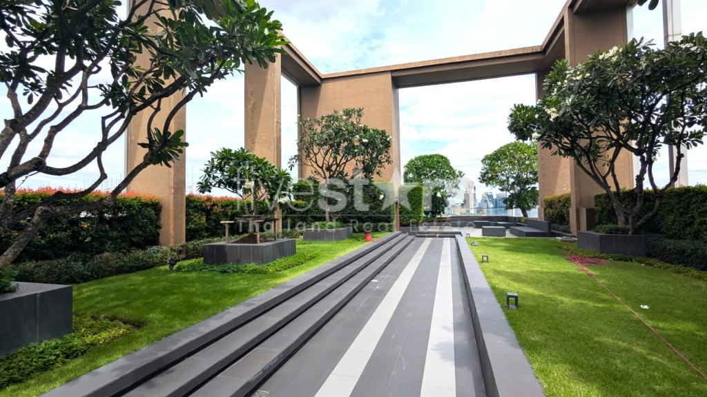 Appartement de 2 chambres avec belle vue dégagée à vendre près du BTS Phra Khanong, photo 18