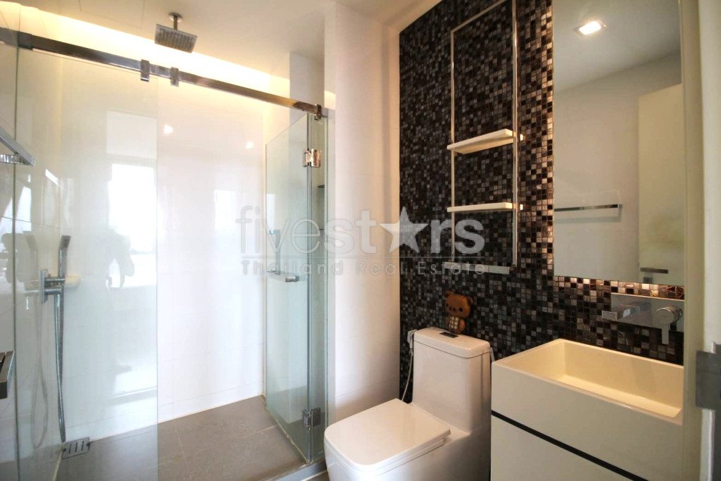 Appartement de 1 chambre à vendre proche du W District et du BTS Phra Khanong, photo 9