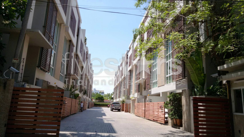Townhouse de 3 chambres à louer à Ekamai, photo 6