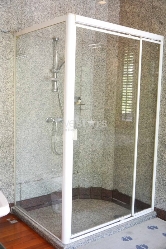 Grande maison de 5 chambres avec piscine à louer au coeur d'Ekamai, photo 8