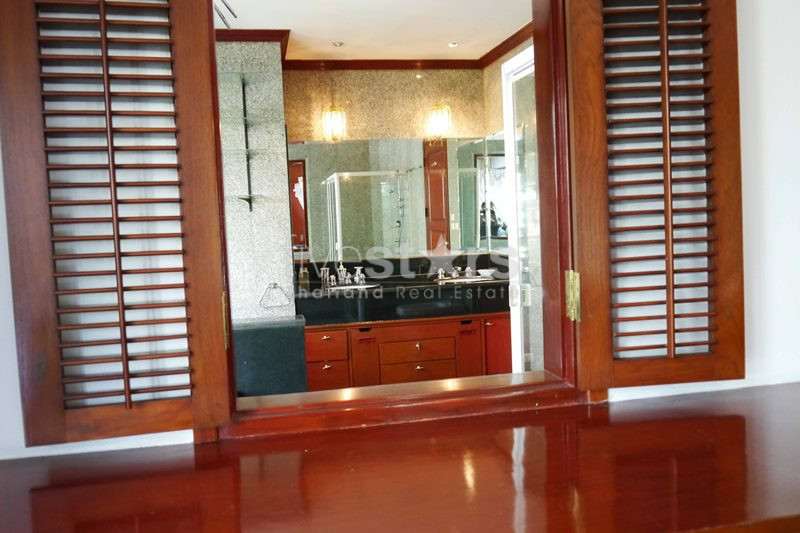 Grande maison de 5 chambres avec piscine à louer au coeur d'Ekamai, photo 9