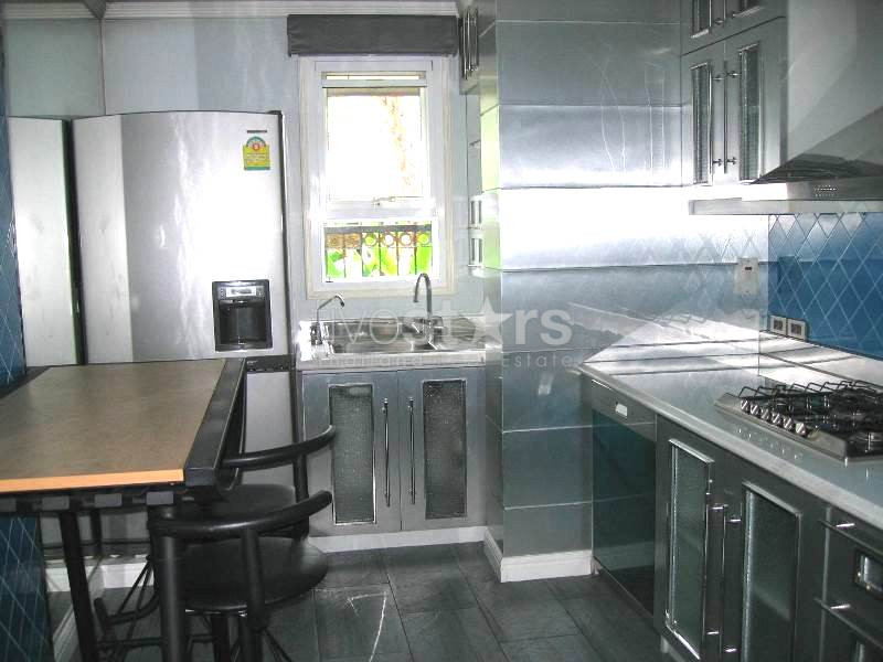 3 bedrooms European style house with private pool for rent close to BTS Ekamai, photo 4