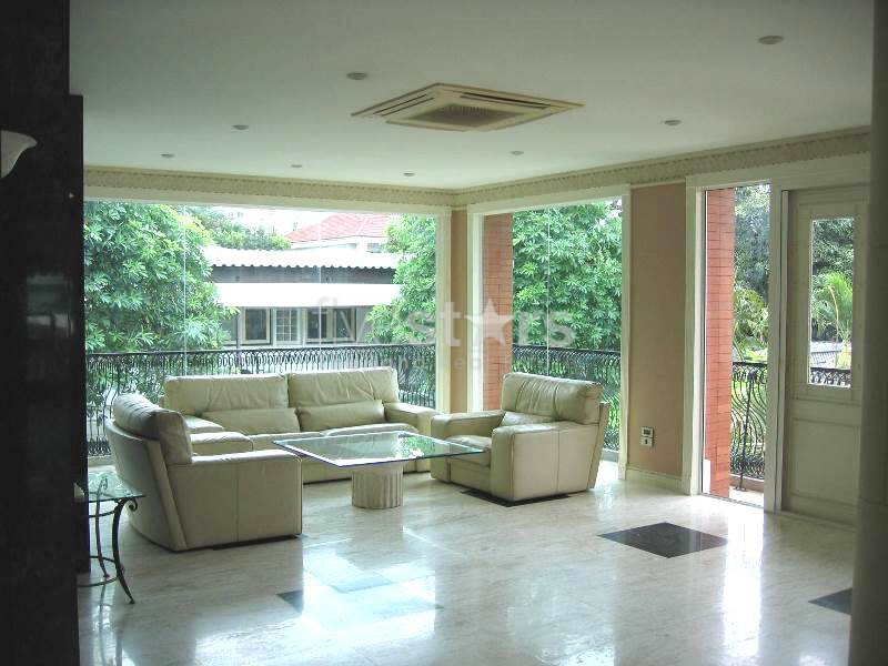 3 bedrooms European style house with private pool for rent close to BTS Ekamai, photo 6