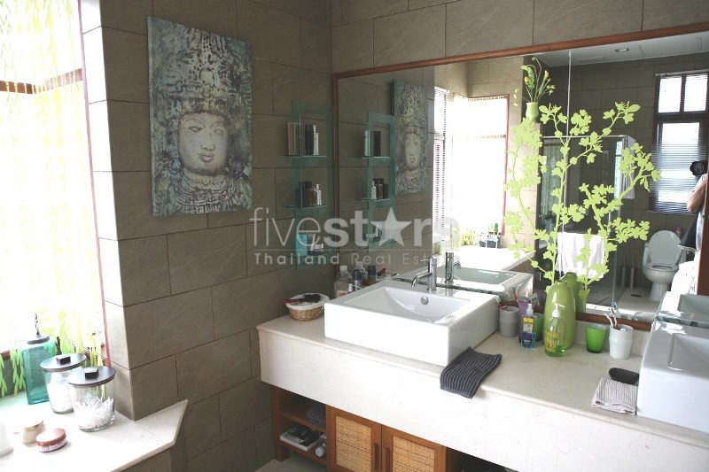 Unfurnished single house for rent with pool in Ekamai, photo 3