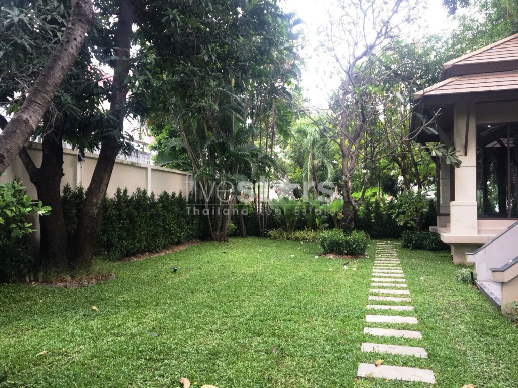 Grande maison de 5 chambres avec piscine à louer à Ekamai, photo 5