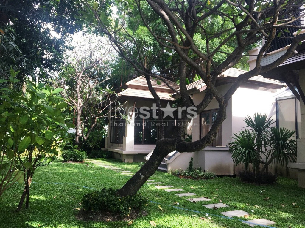 Grande maison de 5 chambres avec piscine à louer à Ekamai, photo 7