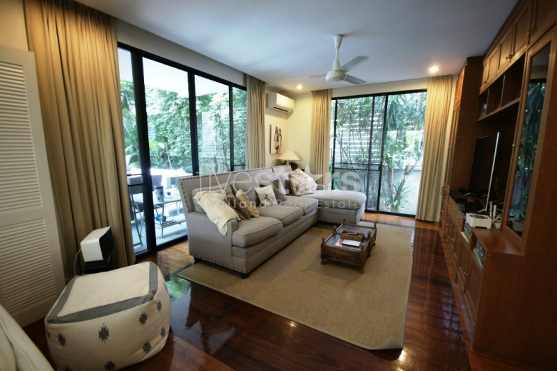 House with private pool 4 bedrooms for rent in Ekamai, photo 3
