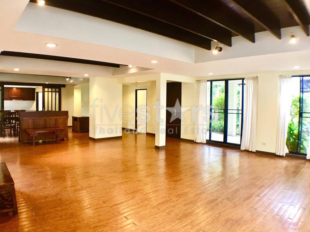 Single house for rent with private pool on Ekkamai, photo 5