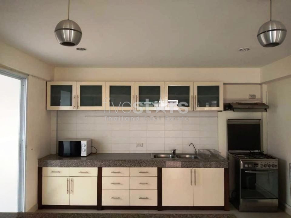3 bedroom private house with garden in Ekamai area, photo 7