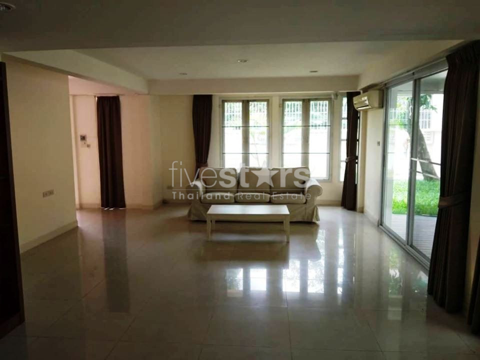 3 bedroom private house with garden in Ekamai area, photo 5