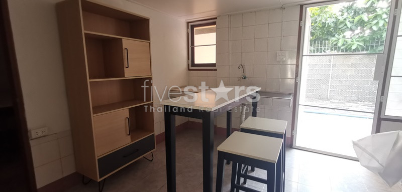 Maison de 3 chambres à louer à Ekamai, photo 7