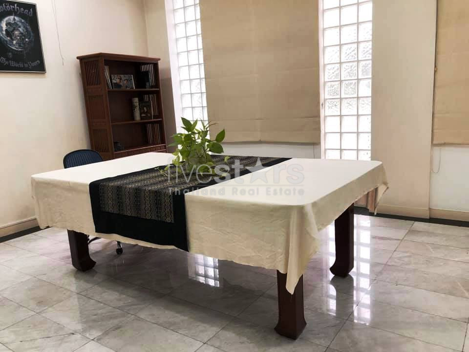 Maison de ville de 4 chambres dans un complexe à louer à Phrakhanong, photo 6