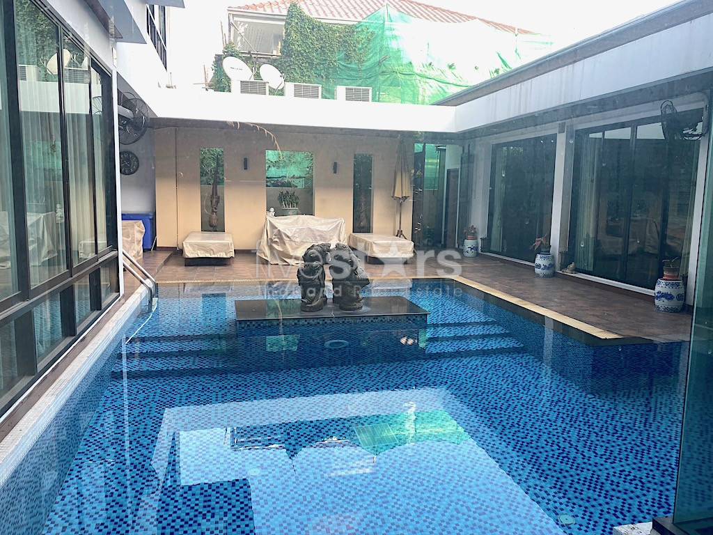 Large house for sale on 800 sqm plot of land Phrakanong area, photo 17