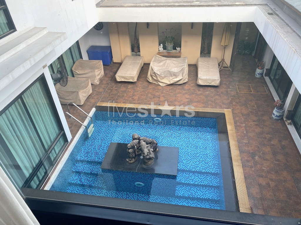 Large house for sale on 800 sqm plot of land Phrakanong area, photo 19