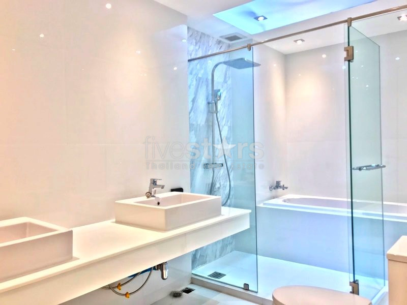 5-storey home office for rent on Ekamai, photo 8