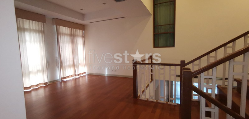 House in compound 4 bedrooms for rent near BTS Phrakhanong, photo 12
