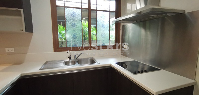 House in compound 4 bedrooms for rent near BTS Phrakhanong, photo 7