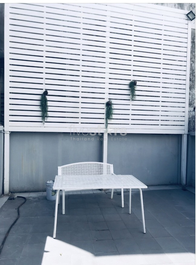 Maison de ville à louer à Phrakhanong, photo 9