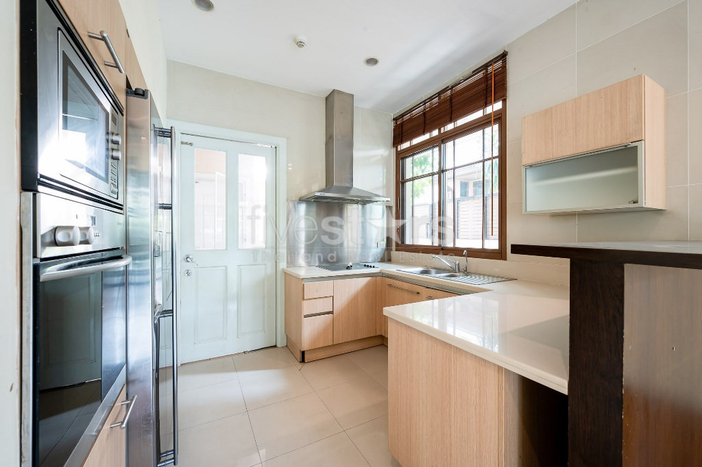 Luxury house private pool in compound on Phrakanong area, photo 16