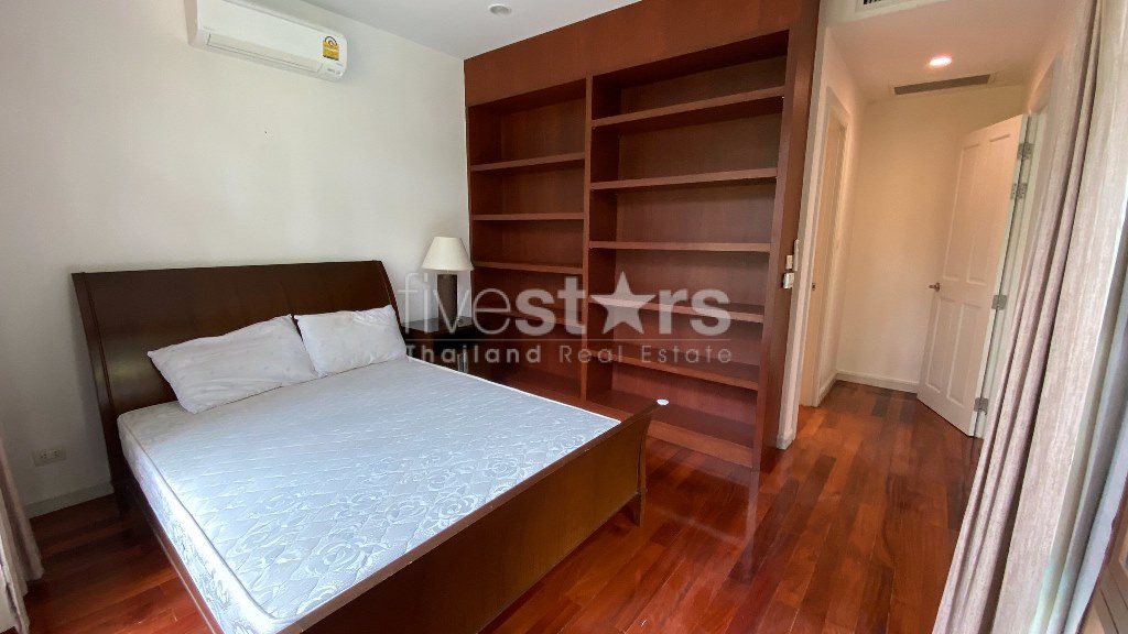 Luxury house private compound for sale close to Phra Khanong BTS Station, photo 13