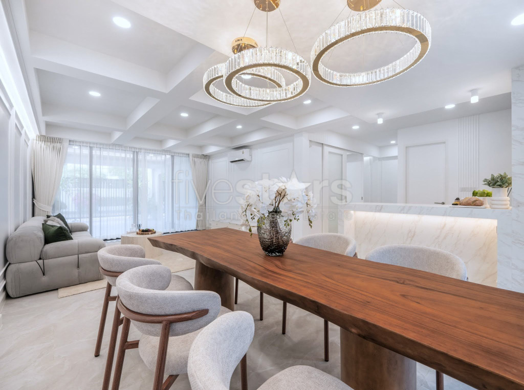 Stunning Modern Townhouse for Rent in Pridi Panomyong 42, Prakanong, photo 5