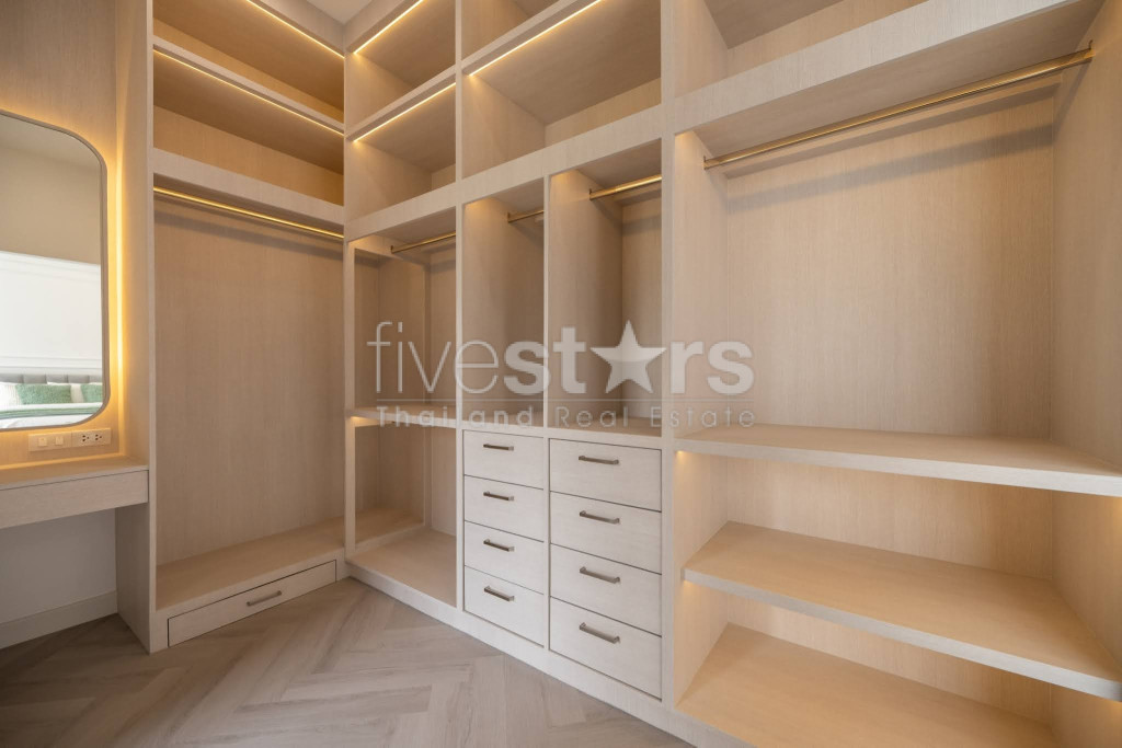 Stunning Modern Townhouse for Rent in Pridi Panomyong 42, Prakanong, photo 11