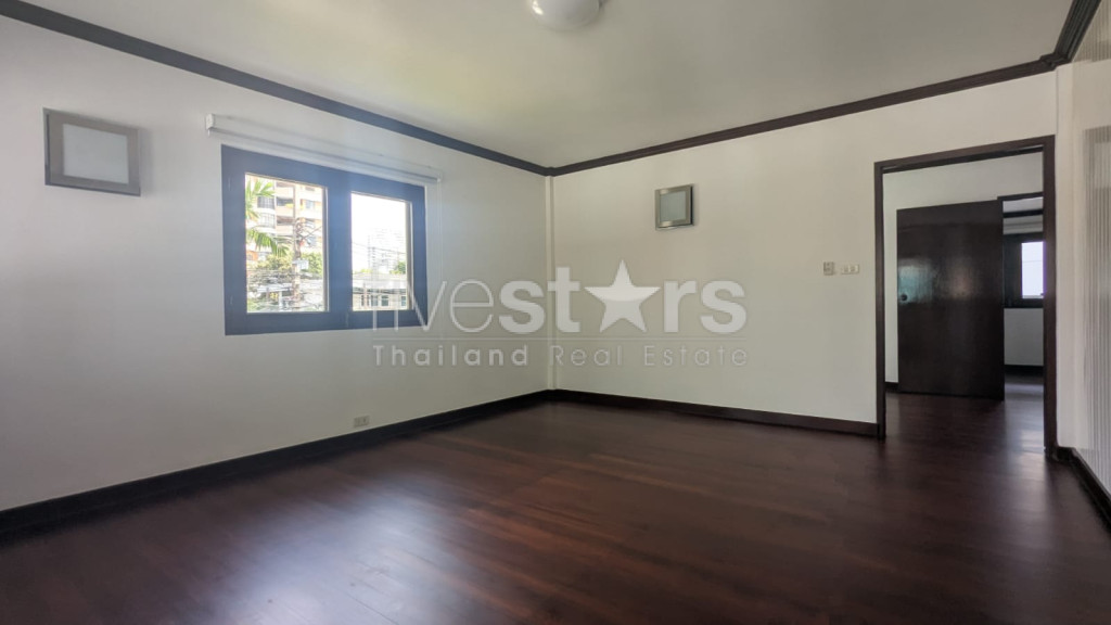 3+1 Bedroom House for Rent, 10 Minutes from BTS Ekkamai, photo 16